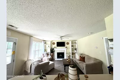 816 Commons Drive N, Jacksonville, NC 28546 - Photo 17