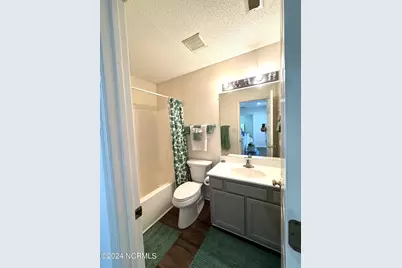 816 Commons Drive N, Jacksonville, NC 28546 - Photo 33