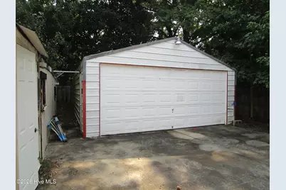 202 Harrell Street, Elizabeth City, NC 27909 - Photo 3