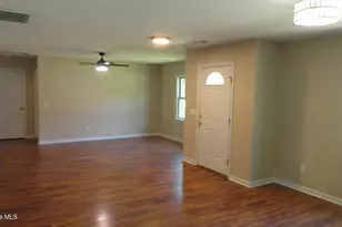 111 Wanchese Way, New Bern, NC 28560 - Photo 3