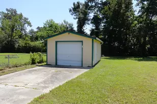 111 Wanchese Way, New Bern, NC 28560 - Photo 17