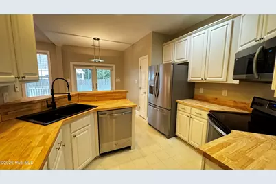 441 Candlewood Drive, Jacksonville, NC 28540 - Photo 11