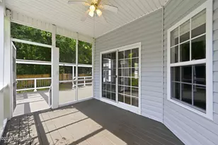 127 Bayshore Dr, Sneads Ferry, NC 28460 - Photo 25