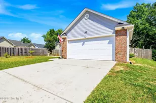 215 Gardenview Ct NE, Leland, NC 28451 - Photo 37