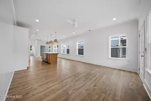 320 Goldsboro Ave, Carolina Beach, NC 28428 - Photo 5
