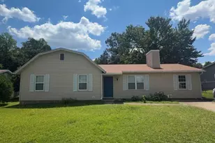 902 Laurel Ln, Jacksonville, NC 28546 - Photo 1
