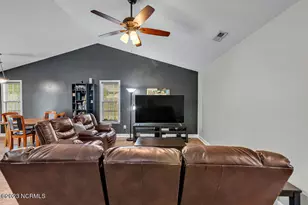 410 Jasmine Ln, Jacksonville, NC 28546 - Photo 7