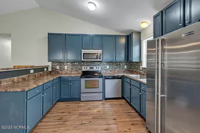 410 Jasmine Lane, Jacksonville, NC 28546 - Photo 11