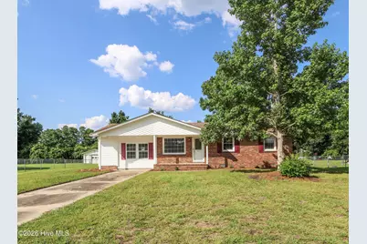 15 Oxford Drive, Jacksonville, NC 28546 - Photo 3