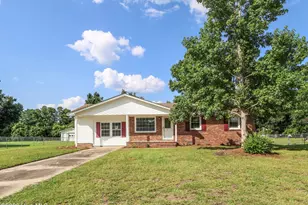 15 Oxford Dr, Jacksonville, NC 28546 - Photo 3