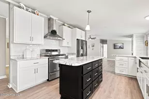 1530 Salter Path Rd, Indian Beach, NC 28512 - Photo 3
