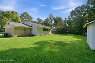 713 Pinewood Dr, Whiteville, NC 28472 - Photo 37