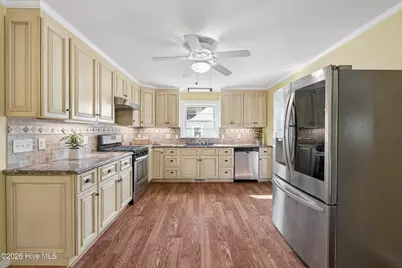 706 E Country Club Drive, Tarboro, NC 27886 - Photo 7