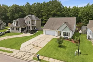 1004 Bally Bunion Lane, Burgaw, NC 28425 - Photo 3