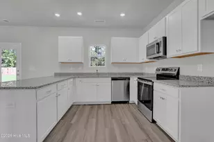 272 Majestic Mare Ln SE, Bolivia, NC 28422 - Photo 5