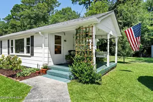 602 E Wilmington St, Burgaw, NC 28425 - Photo 3