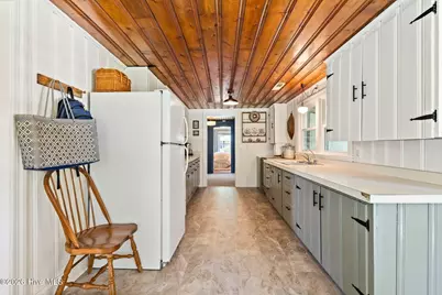 602 E Wilmington Street, Burgaw, NC 28425 - Photo 15