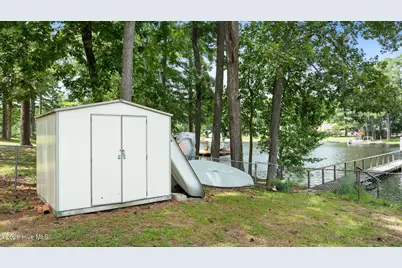 170 Sleepy Creek Drive, Dudley, NC 28333 - Photo 5