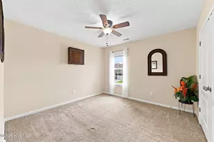 512 Louvre Ln, Jacksonville, NC 28546 - Photo 35