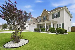 512 Louvre Ln, Jacksonville, NC 28546 - Photo 3