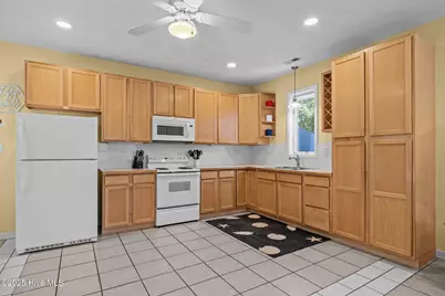 412 Wild Cherry Lane, Emerald Isle, NC 28594 - Photo 5