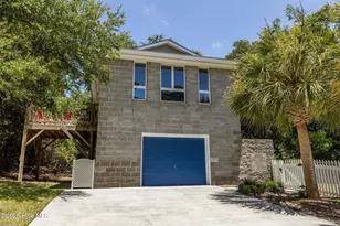 412 Wild Cherry Ln, Emerald Isle, NC 28594 - Photo 1