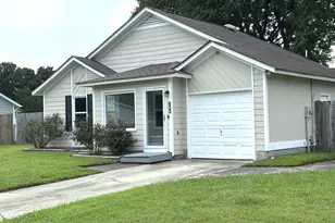 633 Foxfire Cir, Jacksonville, NC 28546 - Photo 3
