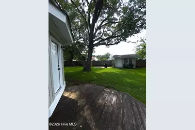 633 Foxfire Circle, Jacksonville, NC 28546 - Photo 43