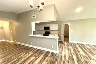 633 Foxfire Cir, Jacksonville, NC 28546 - Photo 9