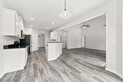 304 Plymouth Lane, Holly Ridge, NC 28445 - Photo 15