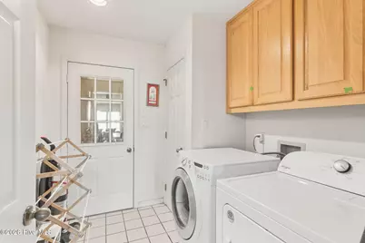 270 Oakleaf Drive, Pine Knoll Shores, NC 28512 - Photo 15