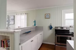 710 Canal Dr, Carolina Beach, NC 28428 - Photo 33