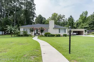 226 E College St, Whiteville, NC 28472 - Photo 1