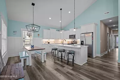134 NE 5th Street, Oak Island, NC 28465 - Photo 5
