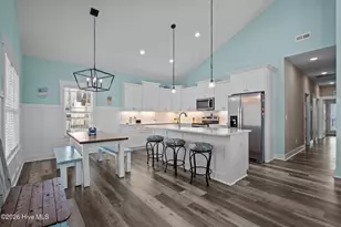134 NE 5th St, Oak Island, NC 28465 - Photo 5