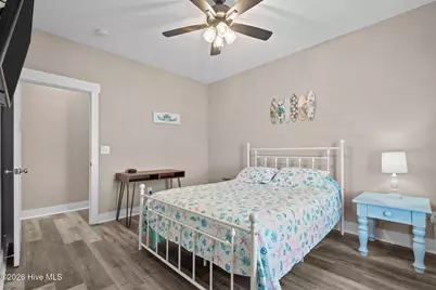 134 NE 5th Street, Oak Island, NC 28465 - Photo 23