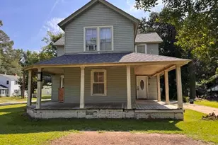 116 N Frisco St, Warsaw, NC 28398 - Photo 1