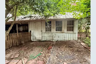 318 W Church Street, Williamston, NC 27892 - Photo 9