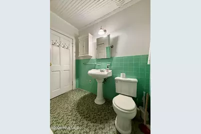 318 W Church Street, Williamston, NC 27892 - Photo 35