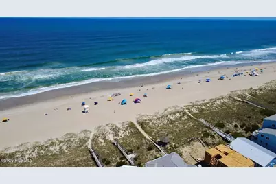 616 Carolina Beach Avenue S, Carolina Beach, NC 28428 - Photo 3
