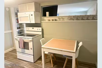 616 Carolina Beach Avenue S, Carolina Beach, NC 28428 - Photo 11