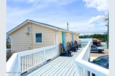 616 Carolina Beach Avenue S, Carolina Beach, NC 28428 - Photo 9