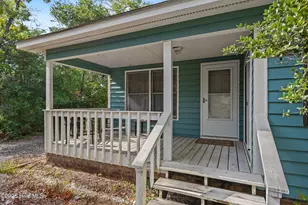 603 E Oak Island Dr, Oak Island, NC 28465 - Photo 5
