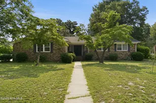105 Pine Valley Dr, Wilmington, NC 28412 - Photo 1