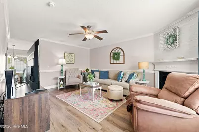 4150 Dudleys Grant Drive #B, Winterville, NC 28590 - Photo 3