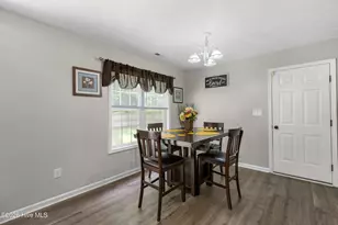 305 Providence Dr, Jacksonville, NC 28546 - Photo 17