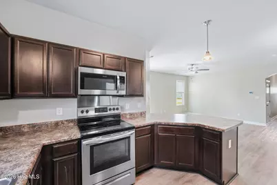 207 Shallowbag Bay Lane, Jacksonville, NC 28546 - Photo 11