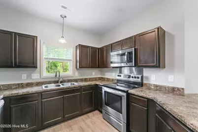 207 Shallowbag Bay Lane, Jacksonville, NC 28546 - Photo 9