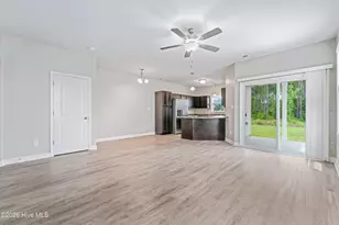 207 Shallowbag Bay Ln, Jacksonville, NC 28546 - Photo 5