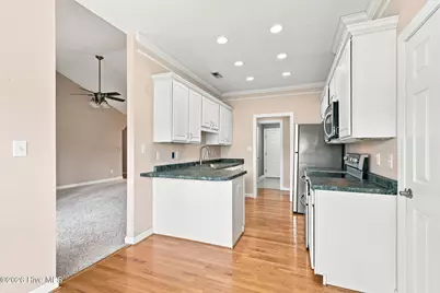 112 White Heron Lane, Swansboro, NC 28584 - Photo 11